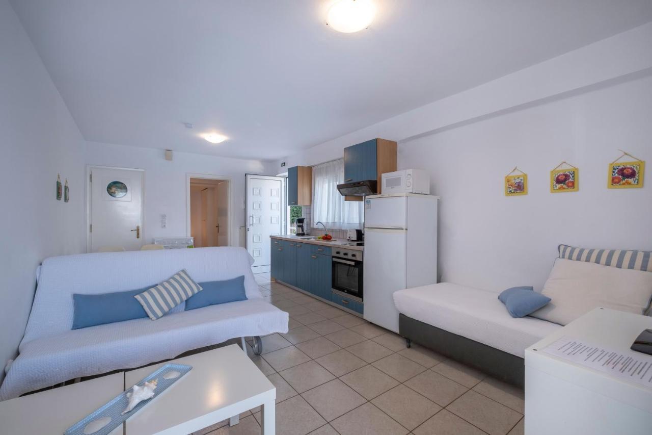 Meli Apartments & Villas Киверион Экстерьер фото