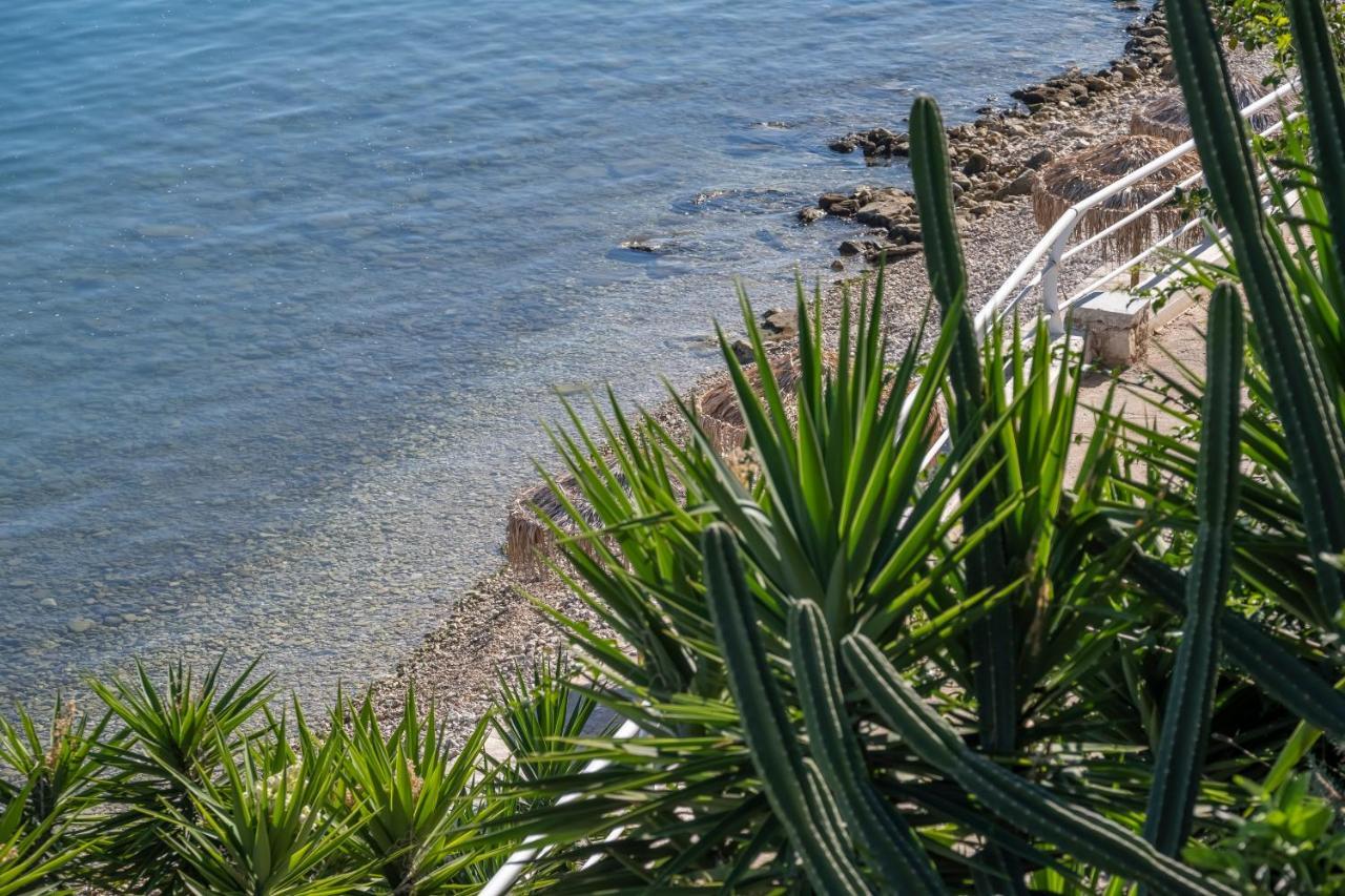 Meli Apartments & Villas Киверион Экстерьер фото